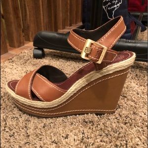 Brown wedges